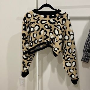 Leopard print thick crop sweater